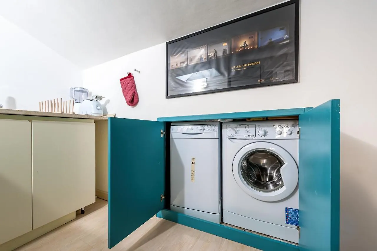 Irex Trevi Fountain Private Penthouse Apartment Rome